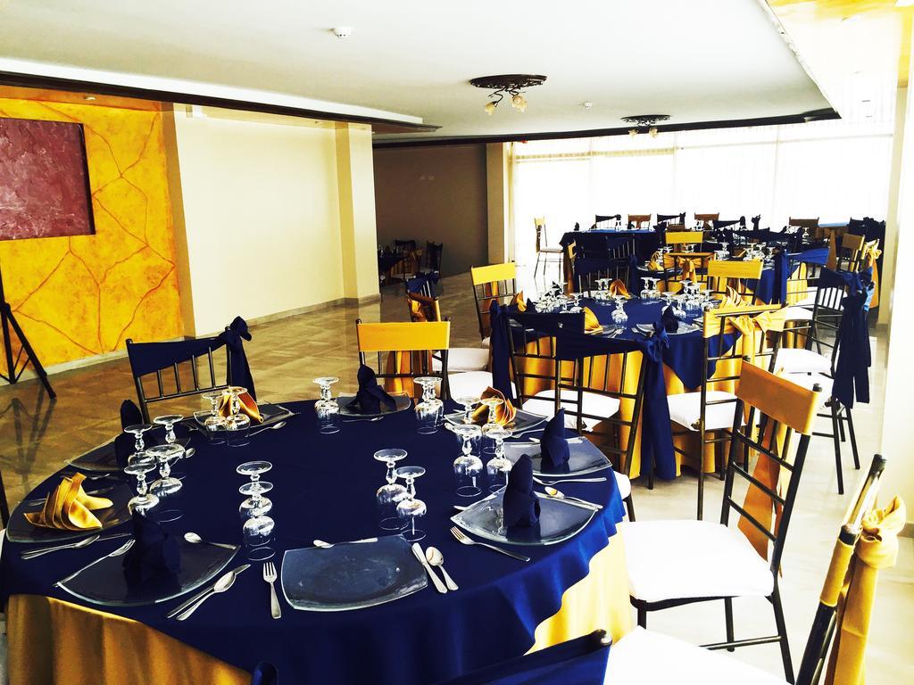 Hotel Villa Lafayette กีโต ภายนอก รูปภาพ