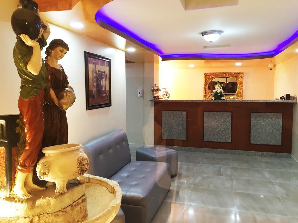 Hotel Villa Lafayette กีโต ภายนอก รูปภาพ