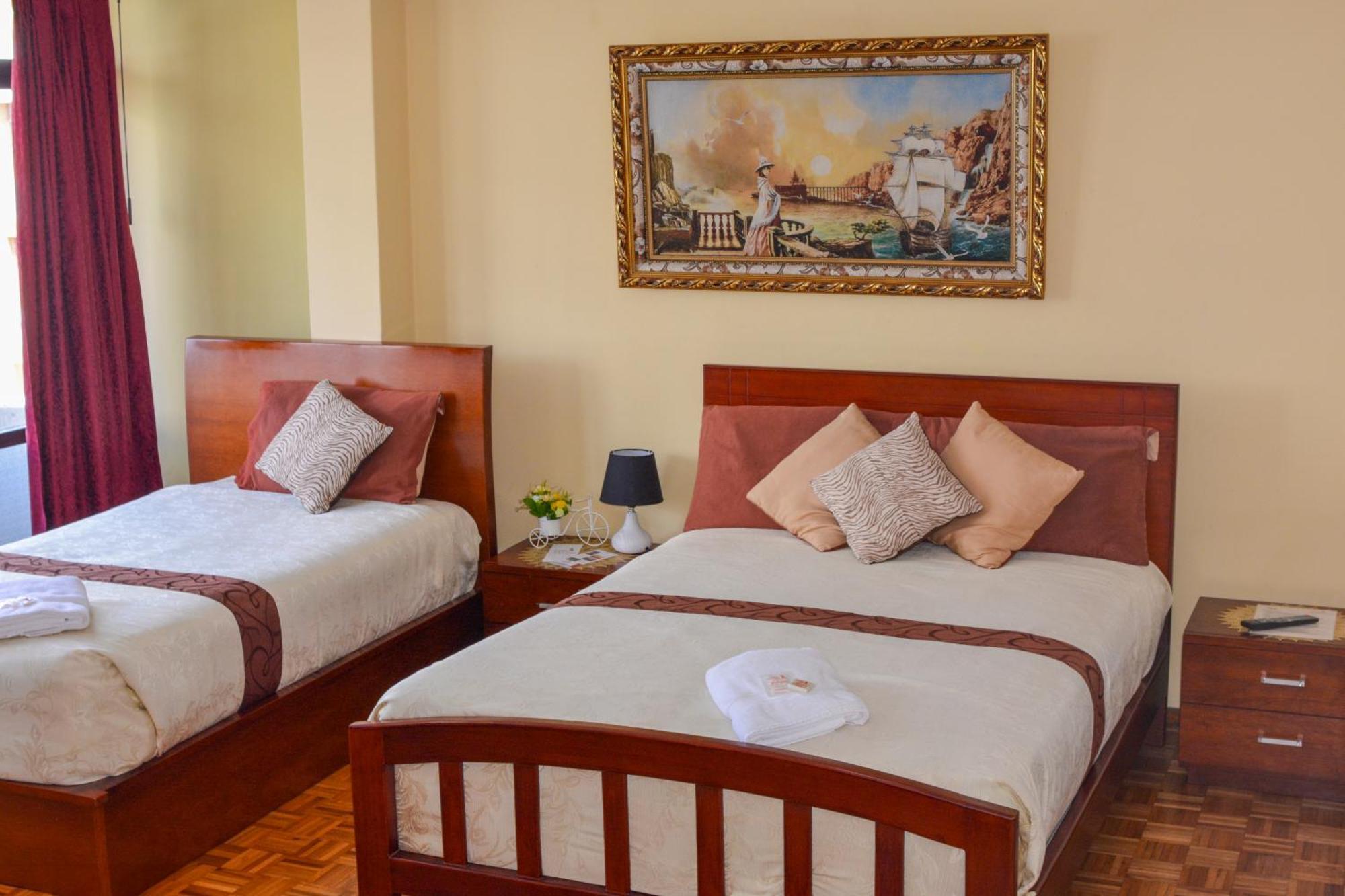 Hotel Villa Lafayette กีโต ภายนอก รูปภาพ